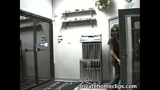 Cute busty babe dává šéf NEJLEPŠÍ orál v práci