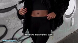 Công Lý ANH, Á Rae, mình lớn trên lớn kiếm tiền,